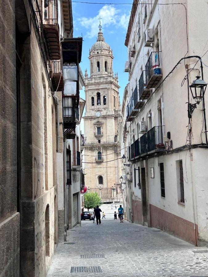 Apartamentos La Catedral De Jaén Buitenkant foto